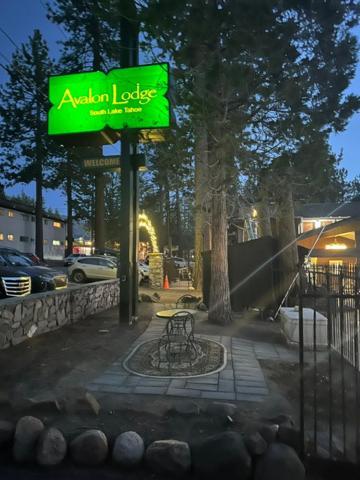 Avalon Lodge Саут-Лейк-Таго Екстер'єр фото